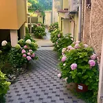 Kala De Flores With Balcony And
