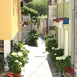 Appartamento Kala De Flores With Balcony And