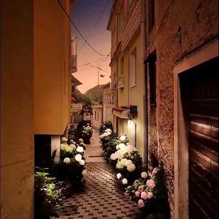 Kala De Flores With Balcony And Apartmán *