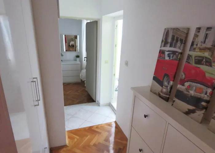 Kala De Flores With Balcony And Szybenik