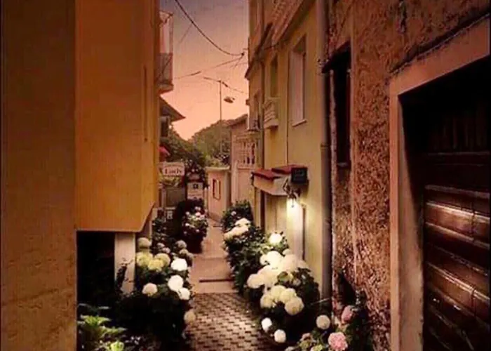 Kala De Flores With Balcony And Apartament *