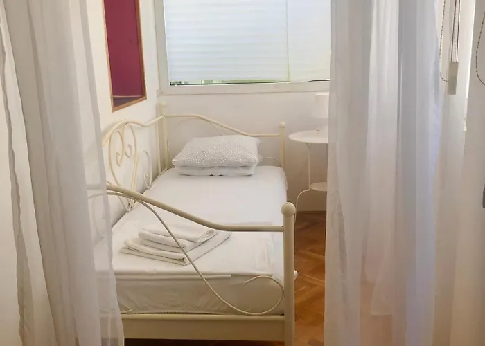 Kala De Flores With Balcony And * 시베니크